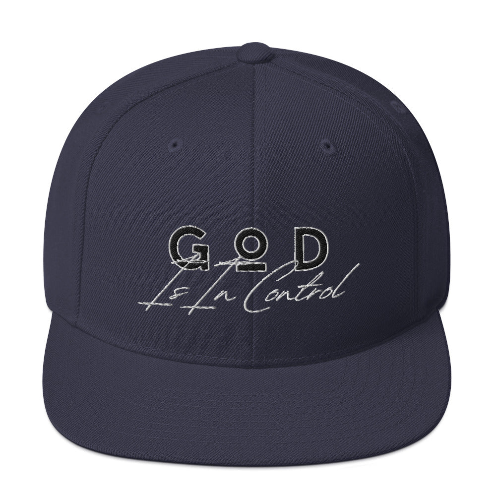 God is in control - Snapback hat (5 colours)